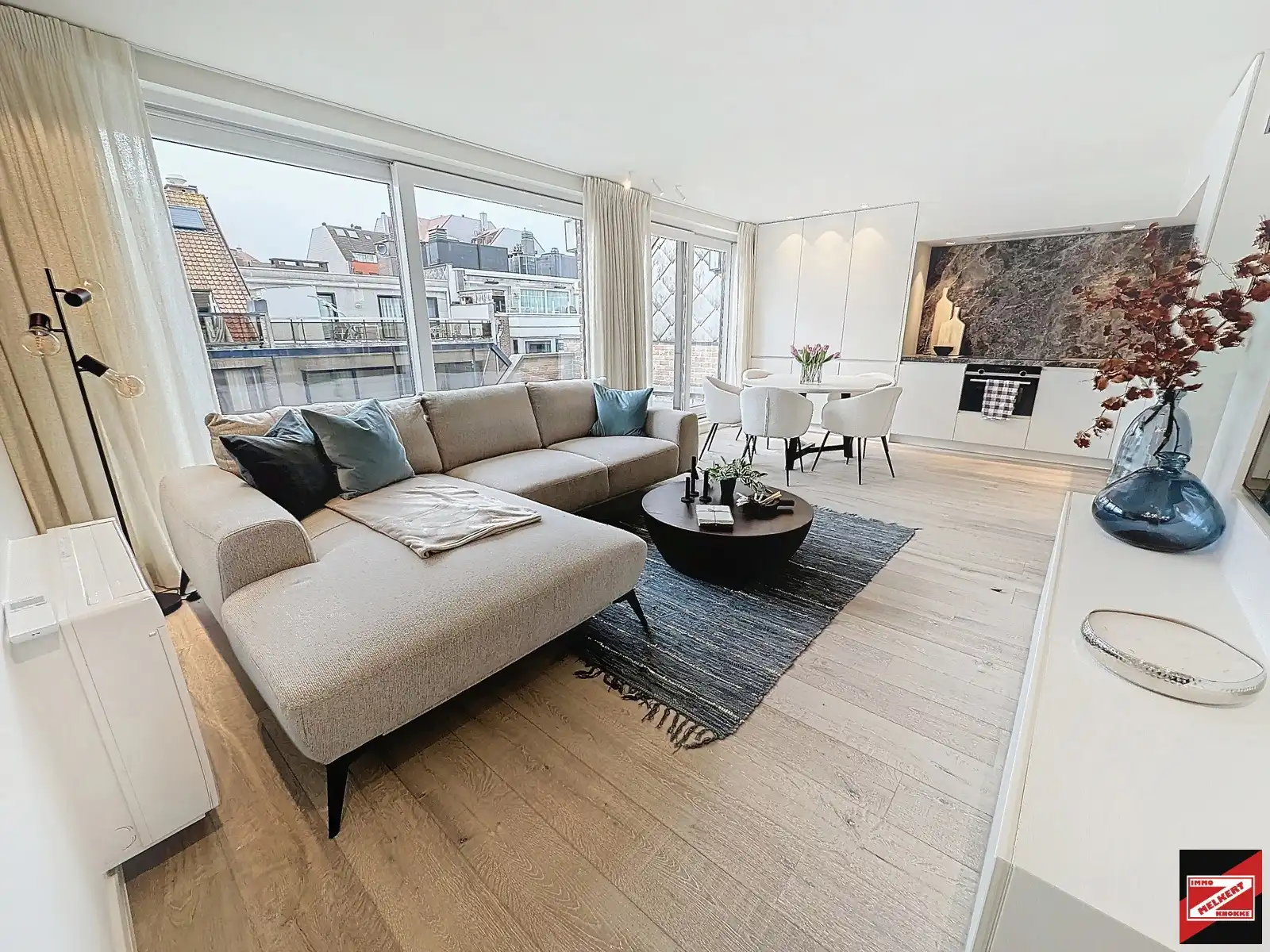 Penthouse te koop foto {{pictureIndex}}