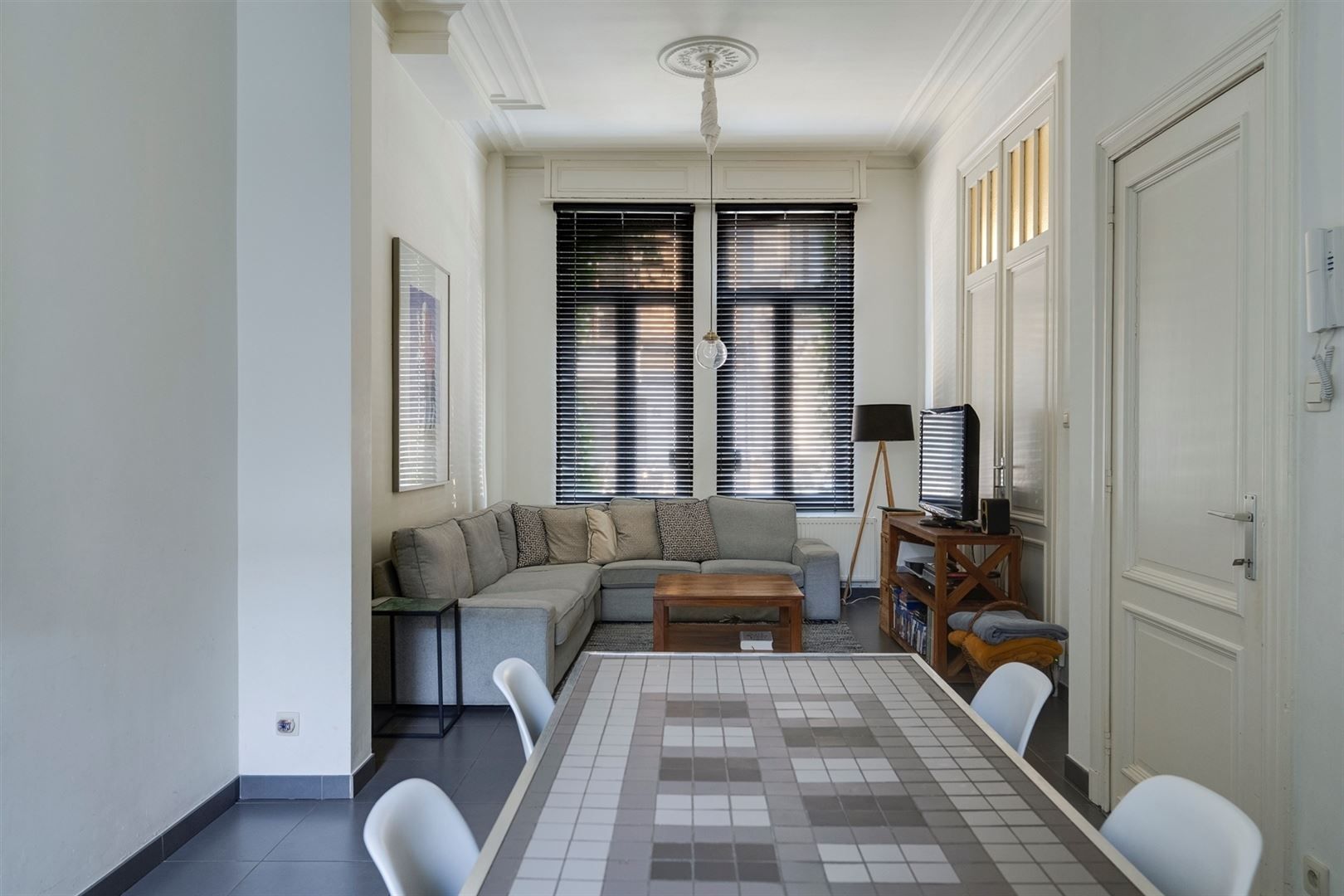 Karaktervolle herenwoning met zee aan ruimte foto 5