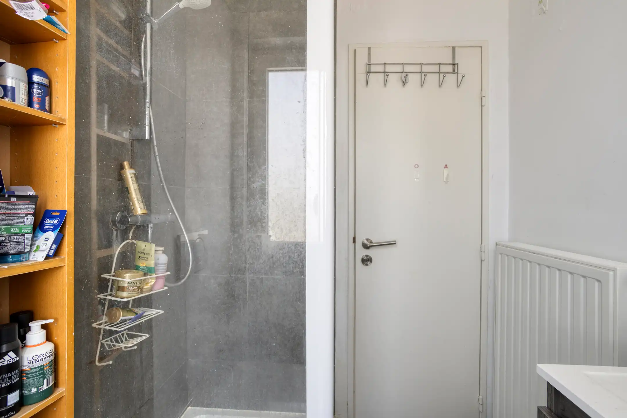 Instapklare woning met 3 slaapkamers, ruim terras, garage foto 10