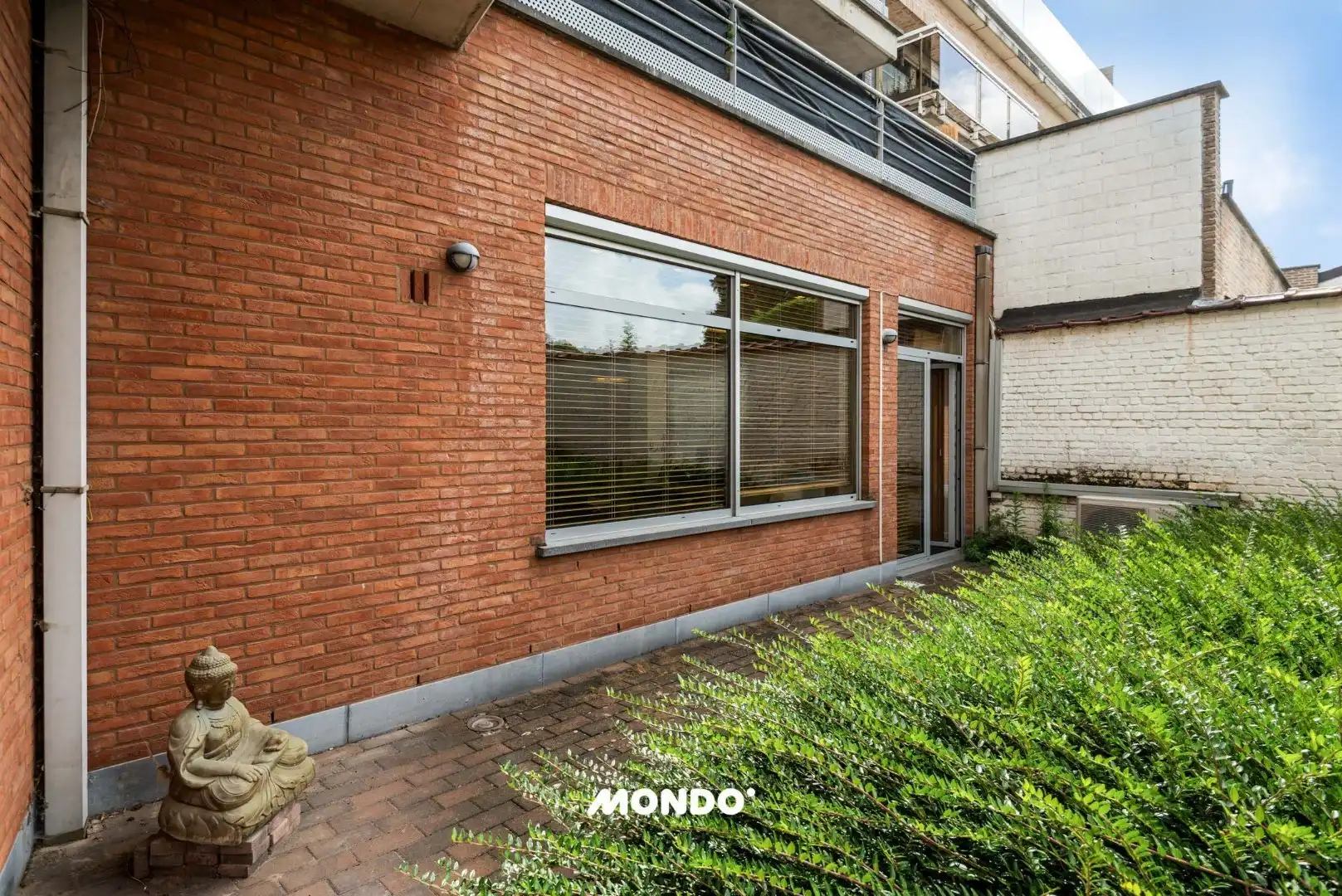 Strategisch gelegen comm. gelijkvloers (108 m²) te koop in centrum Wolvertem. foto 16