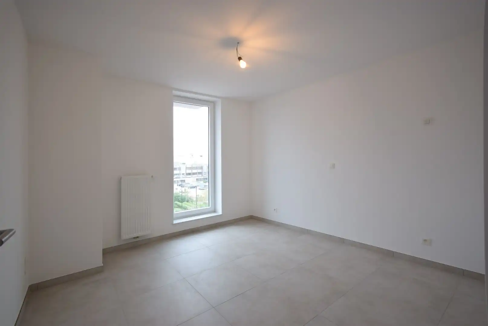 INSTAPKLAAR NIEUWBOUWAPPARTEMENT MET 2 SLAAPKAMERS, 2 TERRASSEN EN OVERDEKTE AUTOSTAANPLAATS foto 8