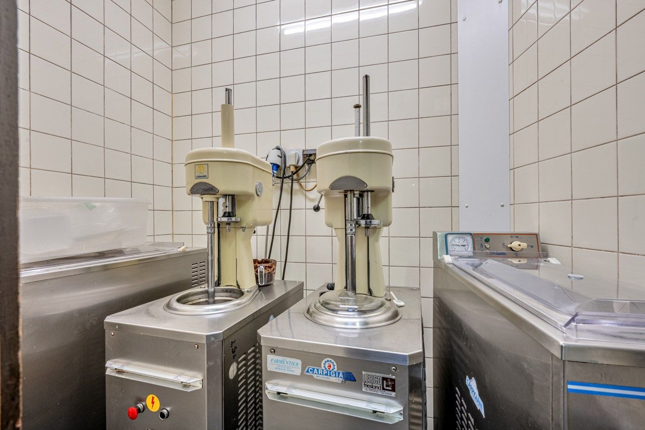 TOPPER - Handelszaak met woonst foto 6