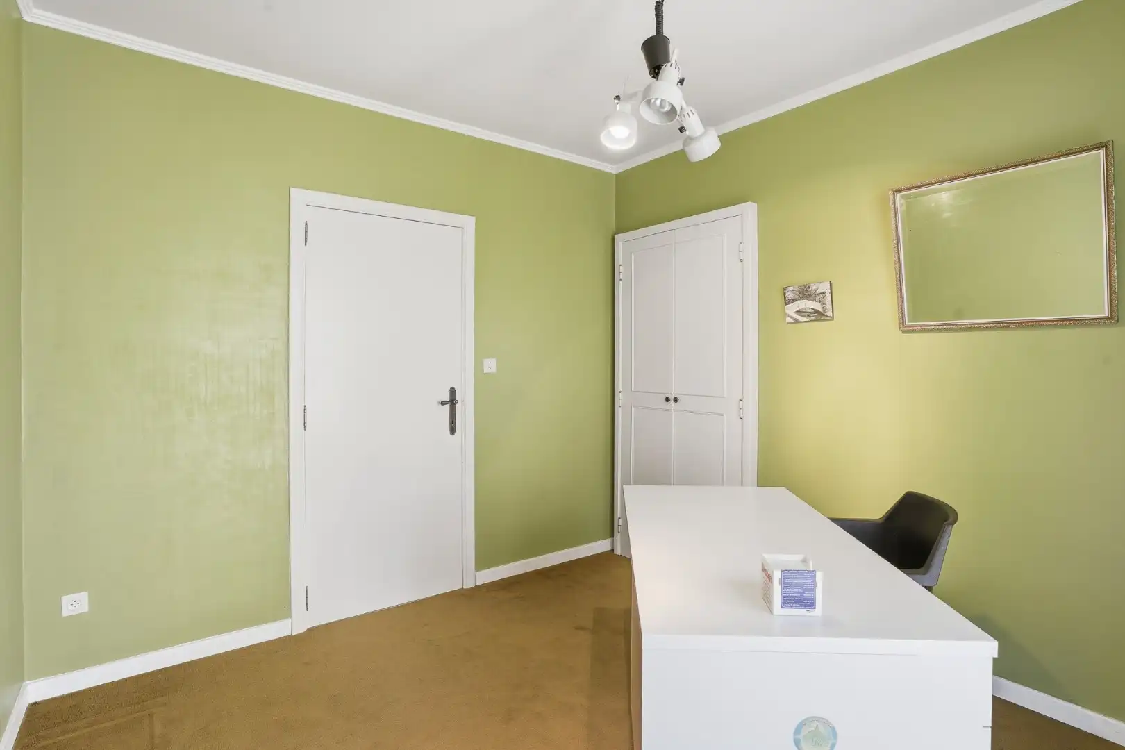 Vrijstaande bungalow met 3 slaapkamers, ruime garage en zonnige tuin foto 14