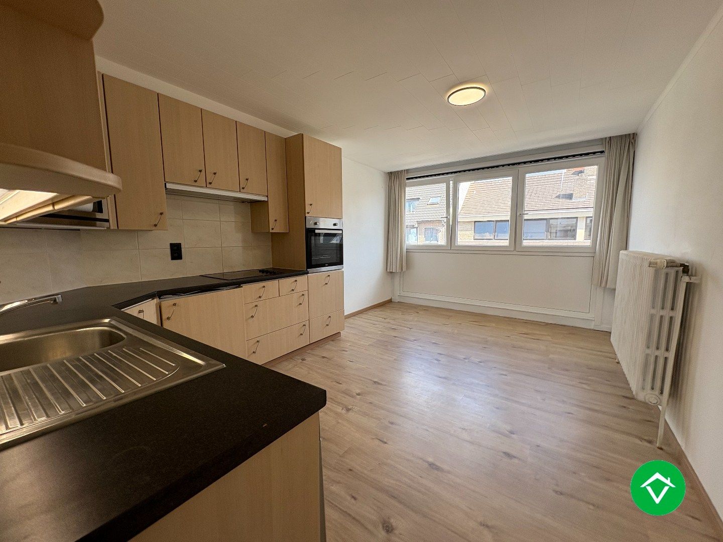 Te huur: Duplex appartement in Torhout  foto {{pictureIndex}}