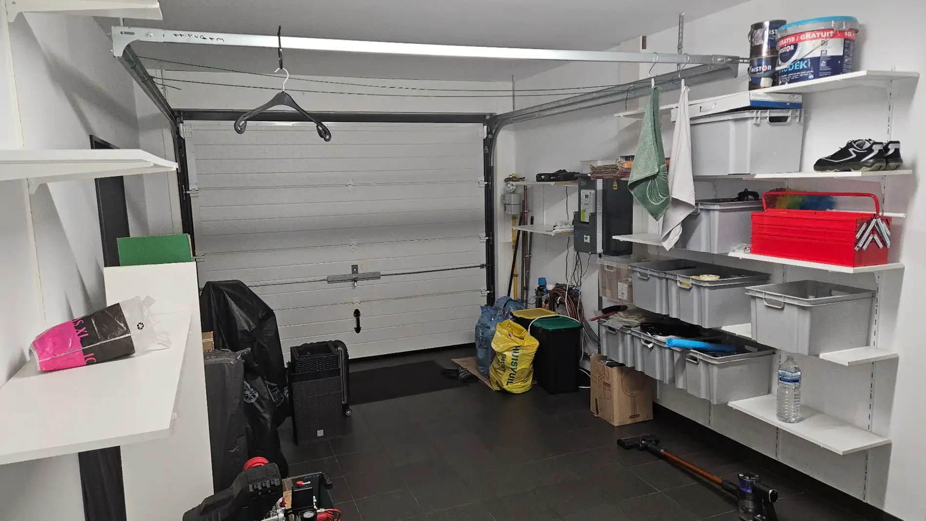 Uiterst ruime woning met 3 grote slk, garage en tuintje in centrum Berlare foto 9