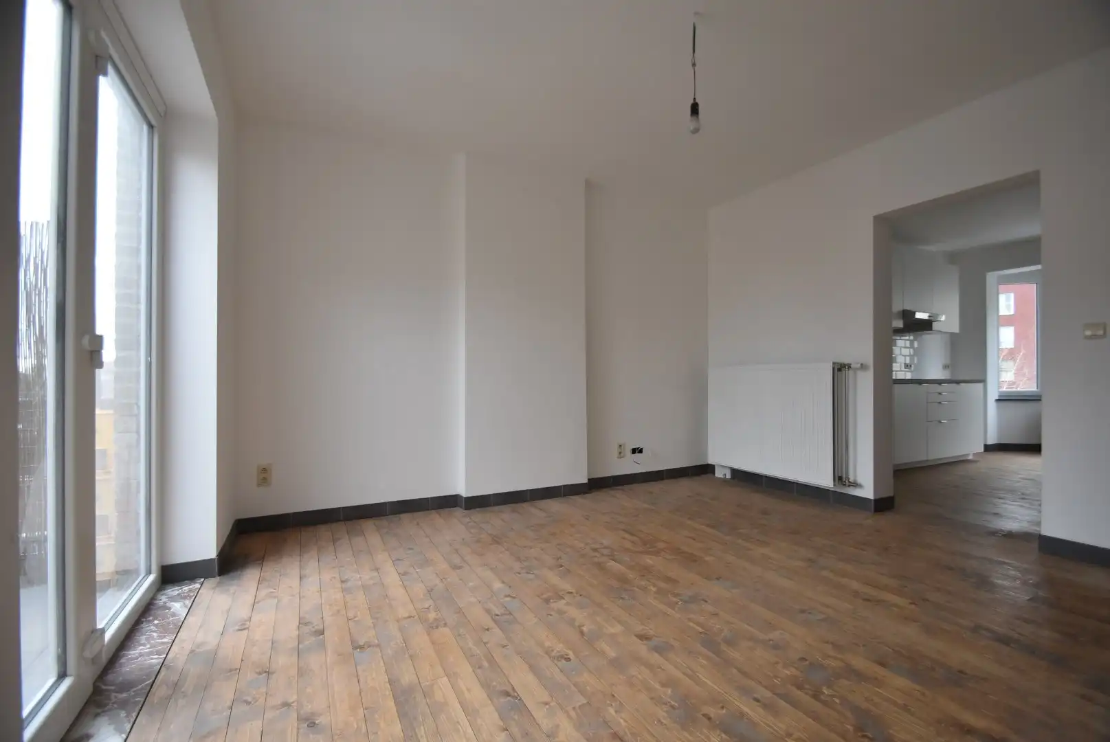 Netjes gerenoveerde duplex met twee slaapkamers en terras op mooie locatie in het centrum van Tongeren - GEEN BIJKOMENDE GEM. ONKOSTEN foto 14