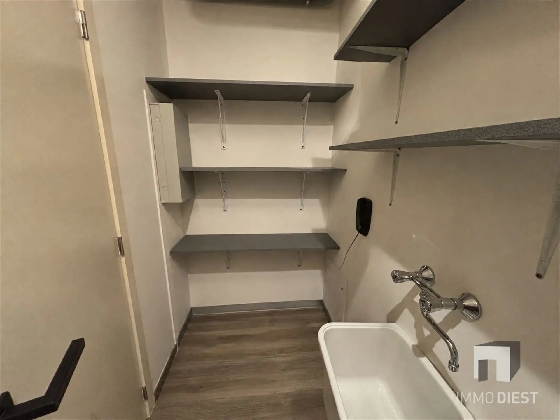 Ruim gelijkvloers appartement met open leefruimte en zonnige tuin foto 25