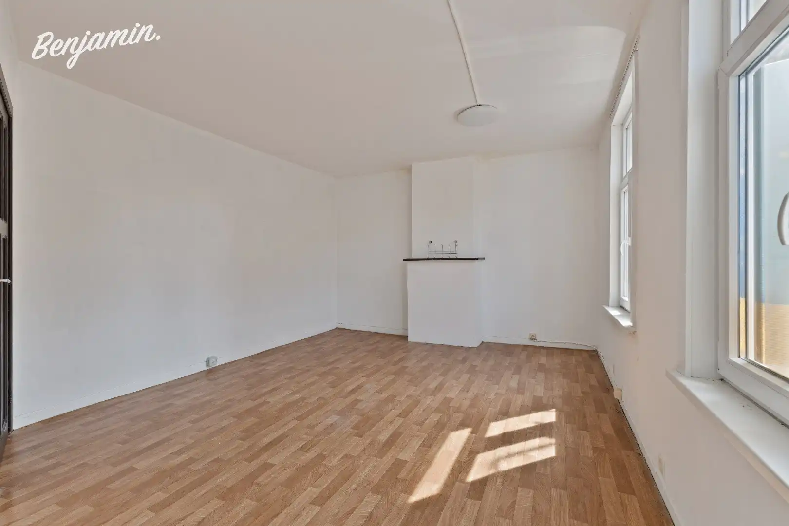 Hoekpand/horecazaak met woonst op een topligging in Roeselare-centrum foto 10