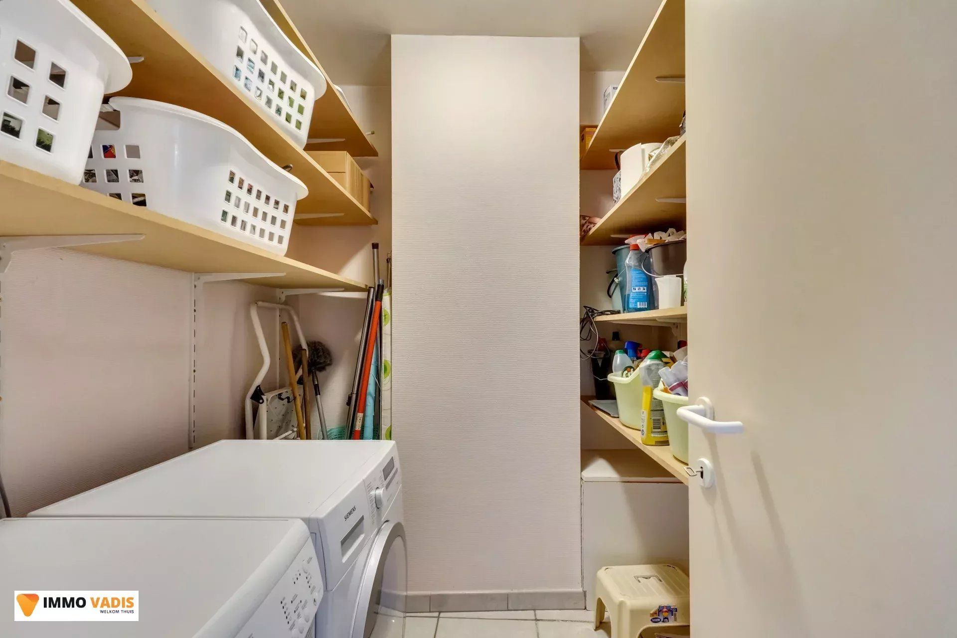 Ruim appartement in centrum Bilzen foto 6