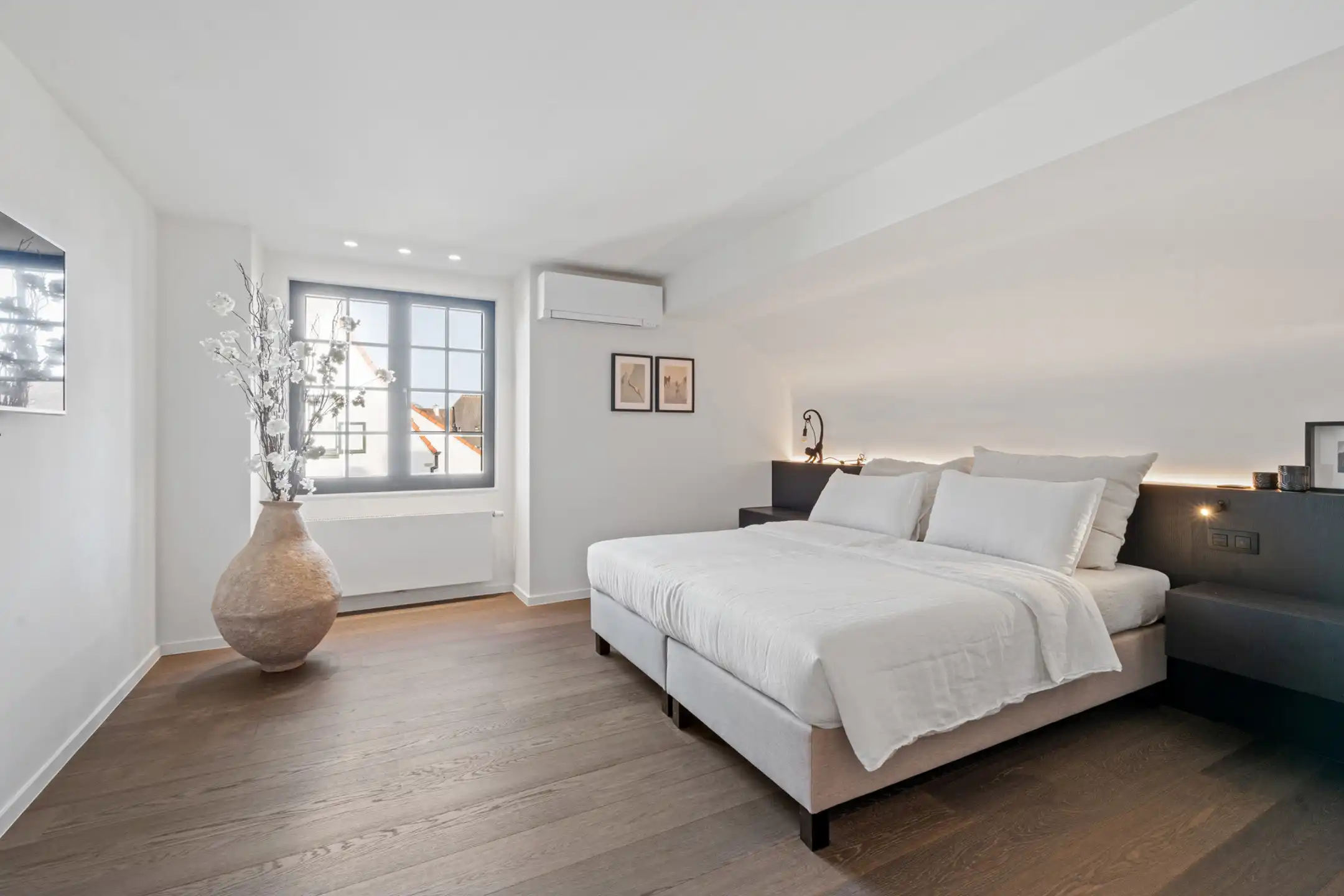Buitengewoon, gerenoveerde villa op toplocatie in het zoute  foto 25