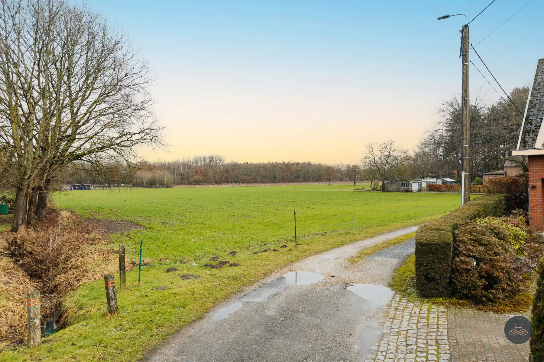Rustig gelegen bouwgrond in doodlopende straat foto 2