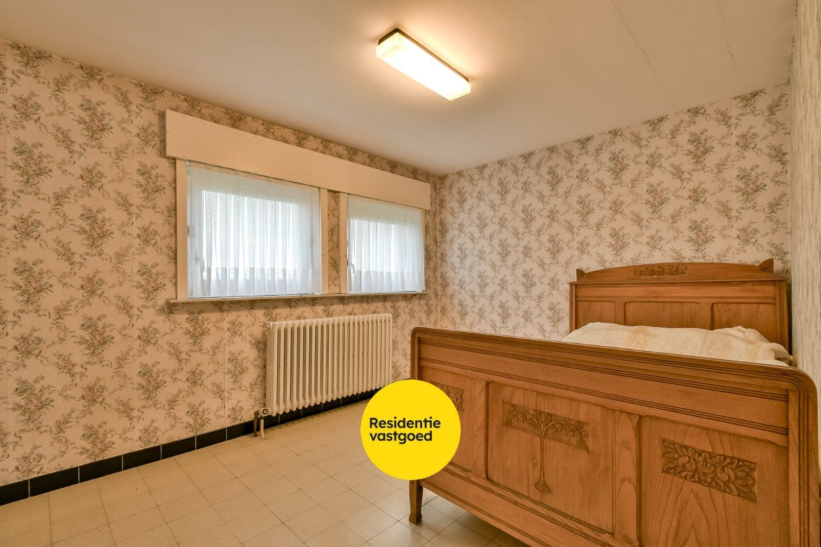 Statige woning met ruime loodsen in Kortemark! foto 15