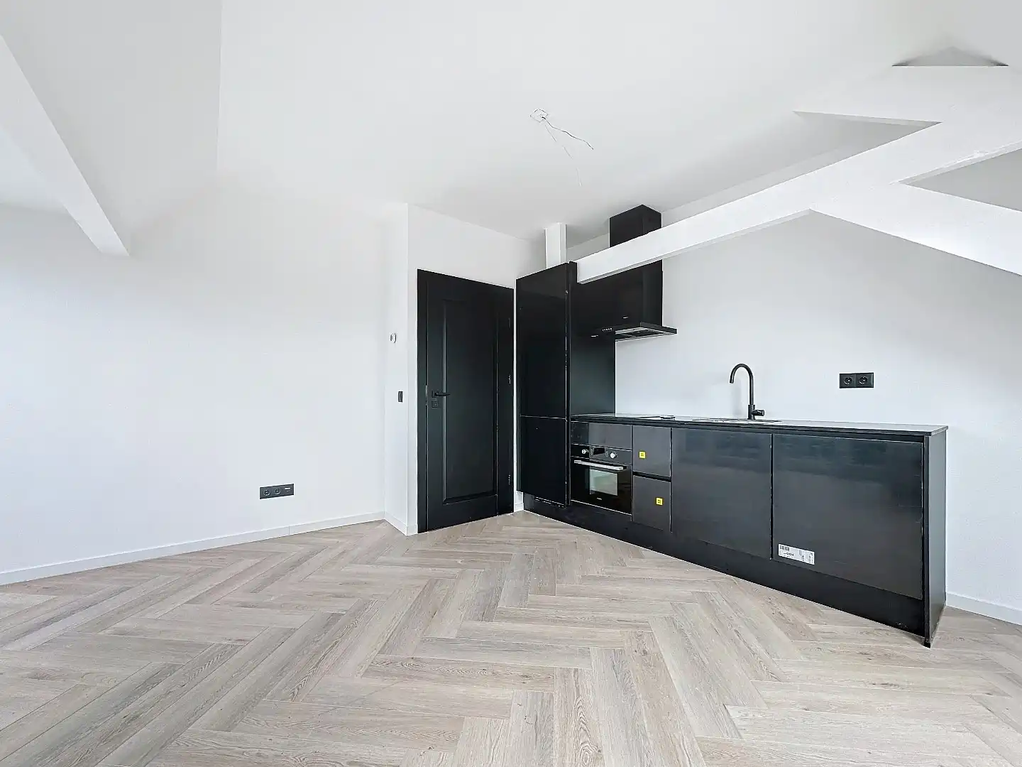 Gerenoveerd dakappartement in centrum Axel foto 3