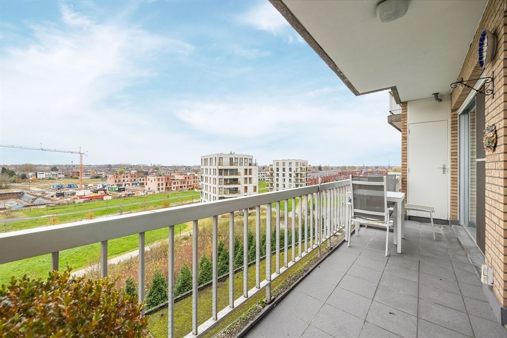 Ruim appartement met 2 terrassen, lage kosten en EPC B foto 10