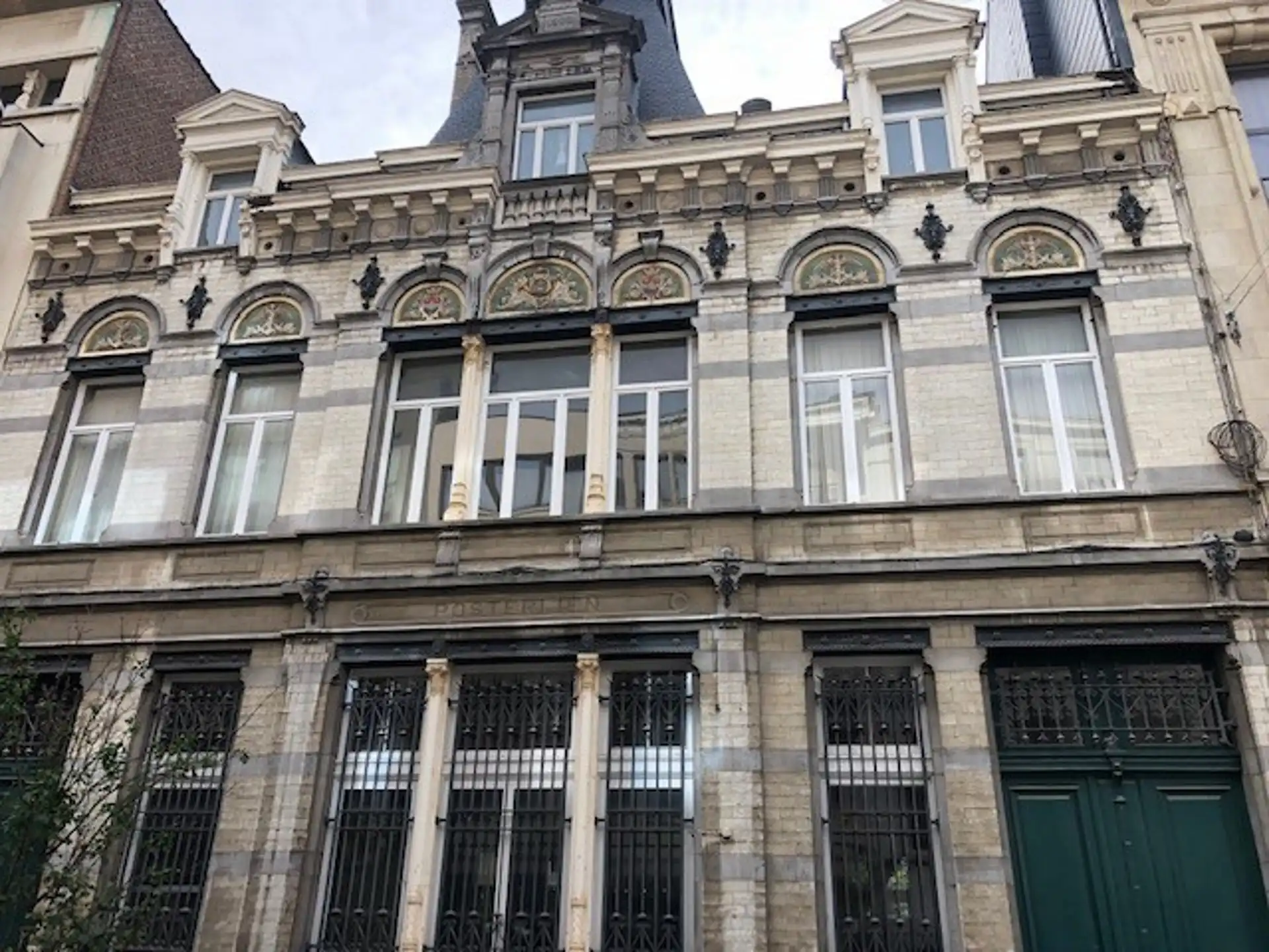 Commercieel handelspand in Prestigieus gebouw Centrum Antwerpen. foto 2