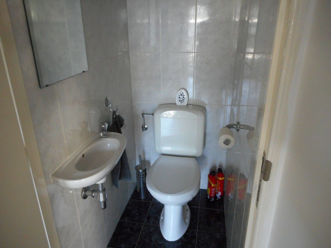 Praktische duplex te Genk centrum foto 14