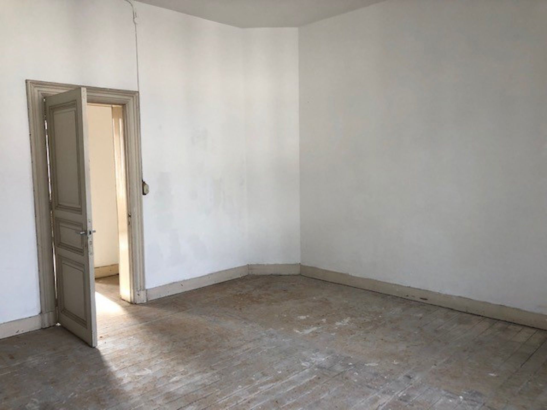 Commercieel handelspand in Prestigieus gebouw Centrum Antwerpen. foto 8