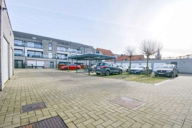 Gelijkvloerse woning in centrum Westrozebeke - ideaal als investering of voor eigen bewoning foto 9