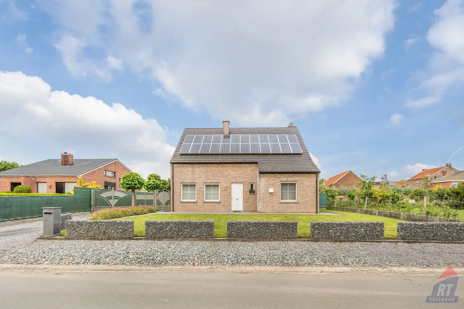 Instapklare open bebouwing met 4 slaapkamers, ruime tuin en dubbele garage in het groene Sint-Truiden foto 27