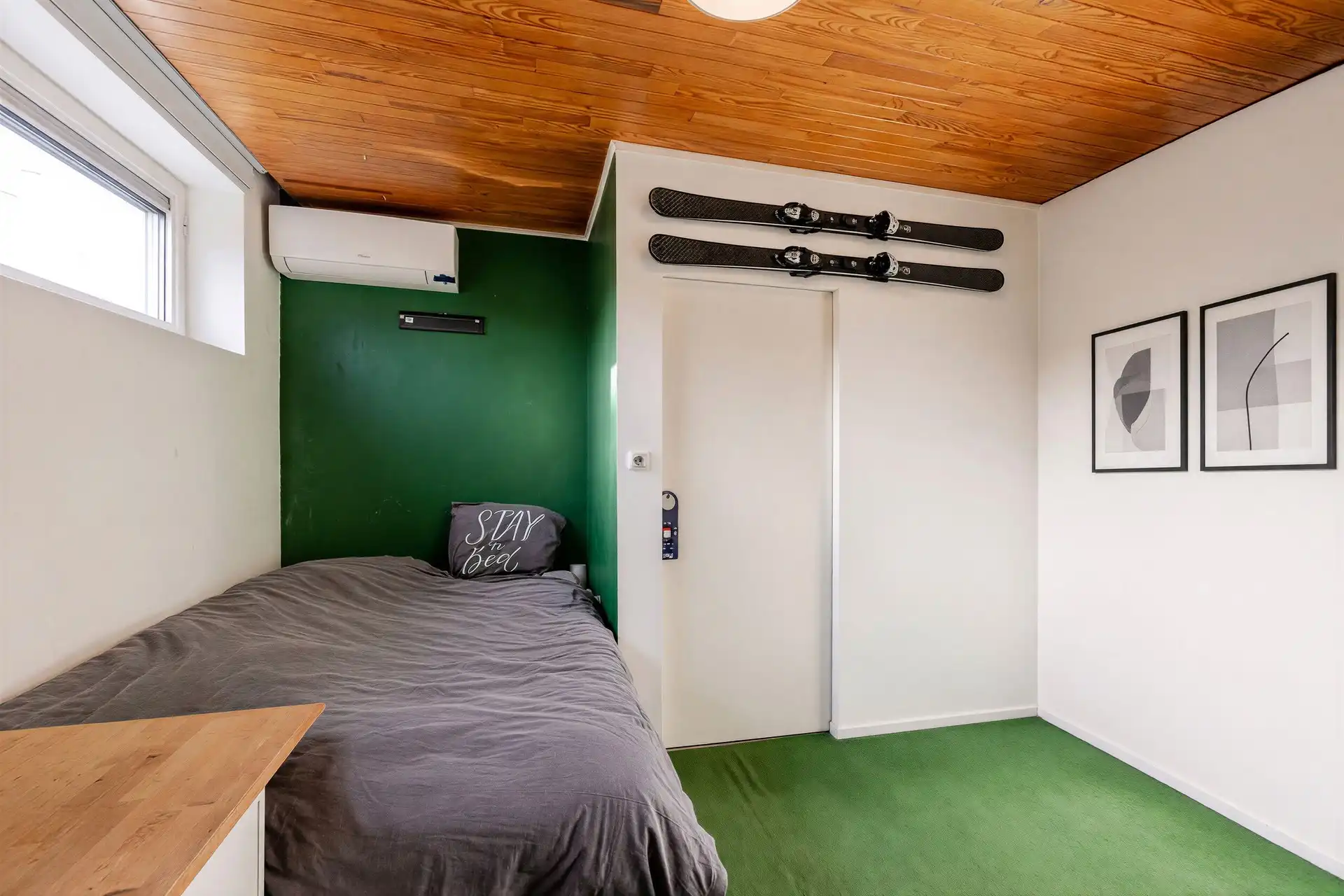 Exclusieve woning met 5 slaapkamers, tennisplein, poolhouse en ruime tuin foto 26