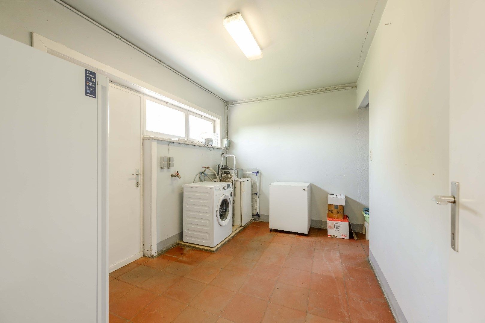 ZEER RUIME ALLEENSTAANDE WONING OP 627 m² | 5 SLPKS  foto 8