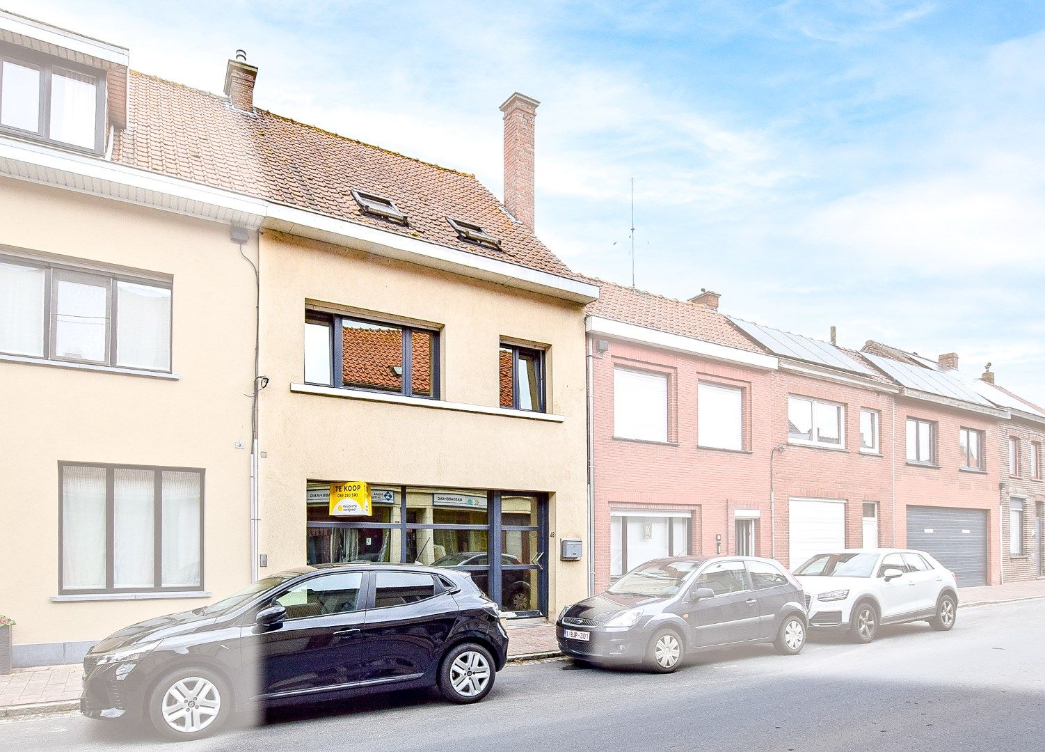 Instapklare rijwoning met 3 slaapkamers en tal van mogelijkheden. foto 15