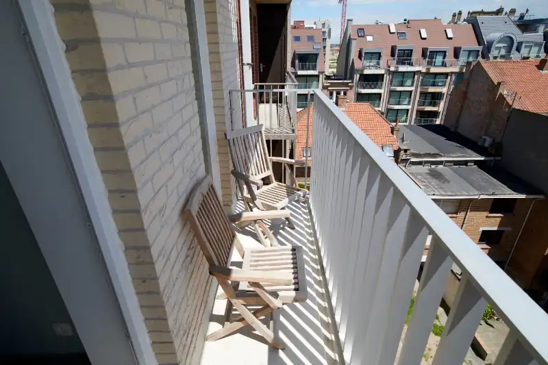 PRACHTIG RECENT NIEUWBOUWAPPARTEMENT  OP DE ZEEDIJK foto 11