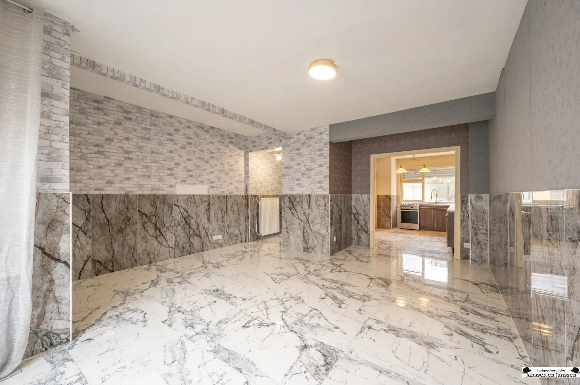 Woning met 4 ruime slaapkamers en tuin op topligging  foto 3