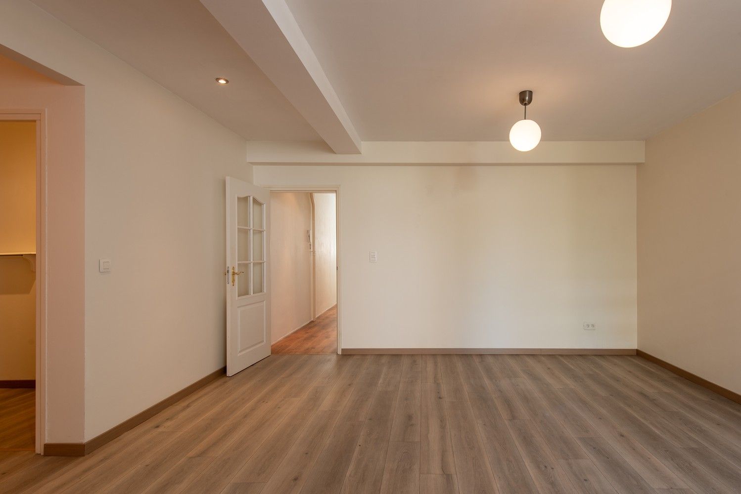 Gelijkvloers 1 slaapkamer-appartement met eigen stadstuin in hartje Genk foto 9