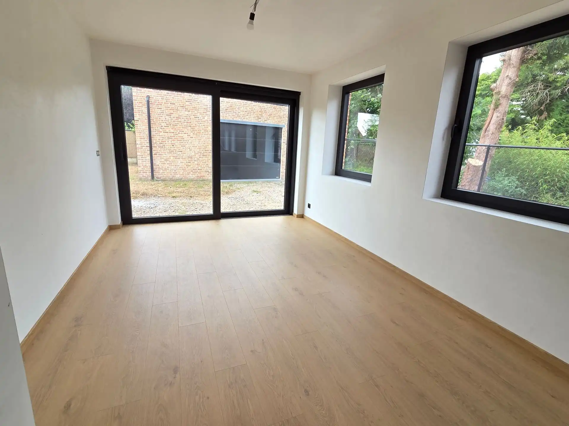 Prachtige, energiezuinige nieuwbouw woning te Keerbergen, gelegen vlakbij het centrum, winkels, scholen en openbaar vervoer.  foto 18