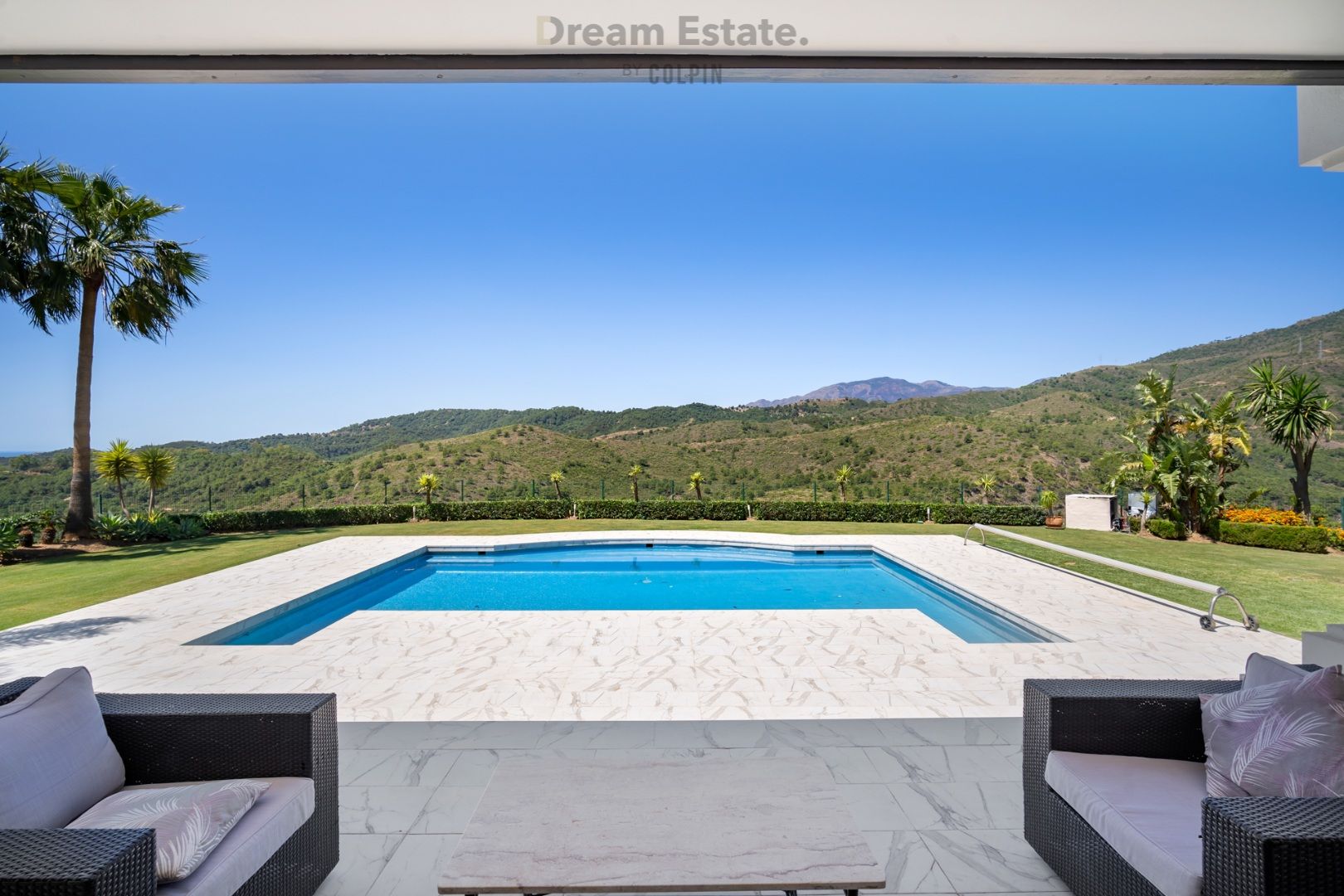 Rustig gelegen Andalusische villa te Monte Mayor met fantastische zichten.  foto 26