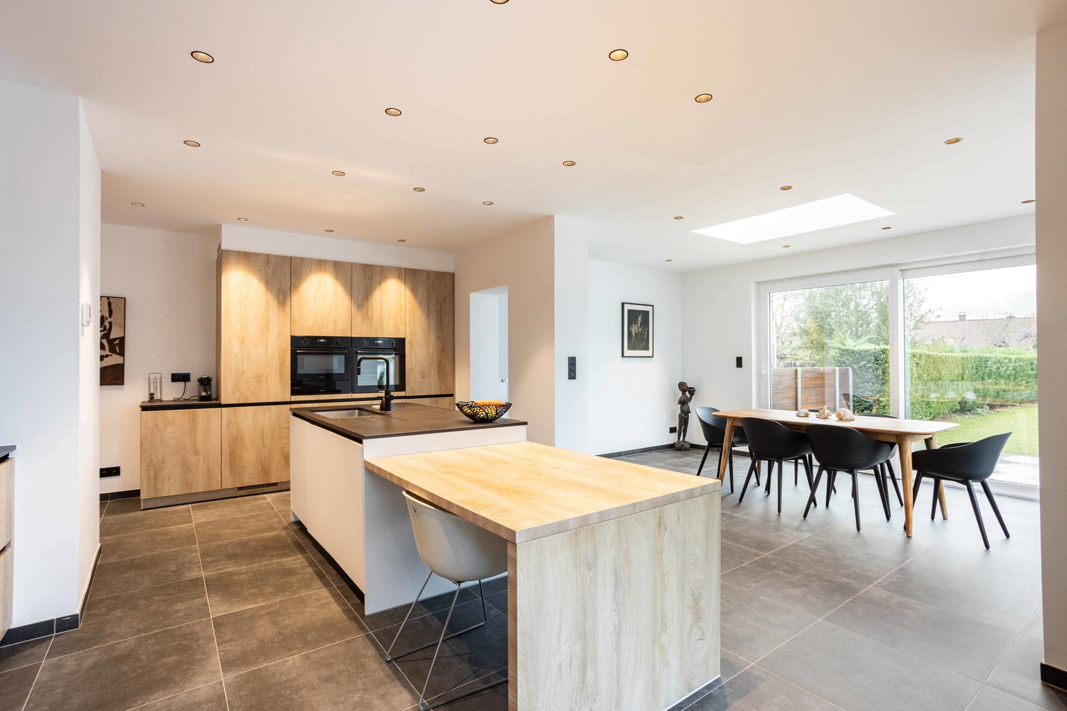 Kwalitatief gerenoveerde driegevelwoning met tuin foto 10