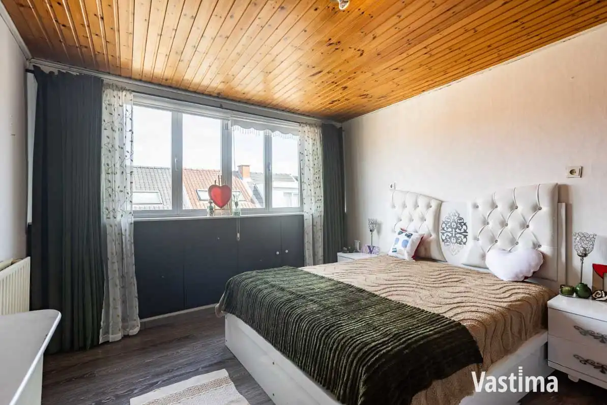 Gezinswoning met loods in Aalst – perfect voor wonen én werken foto 12