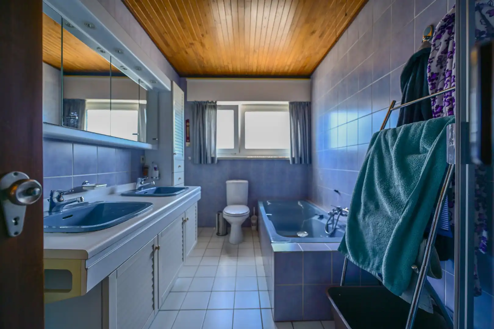 Ruime handelswoning met voormalige kapperszaak op 781m2 te Wildenburg foto 22