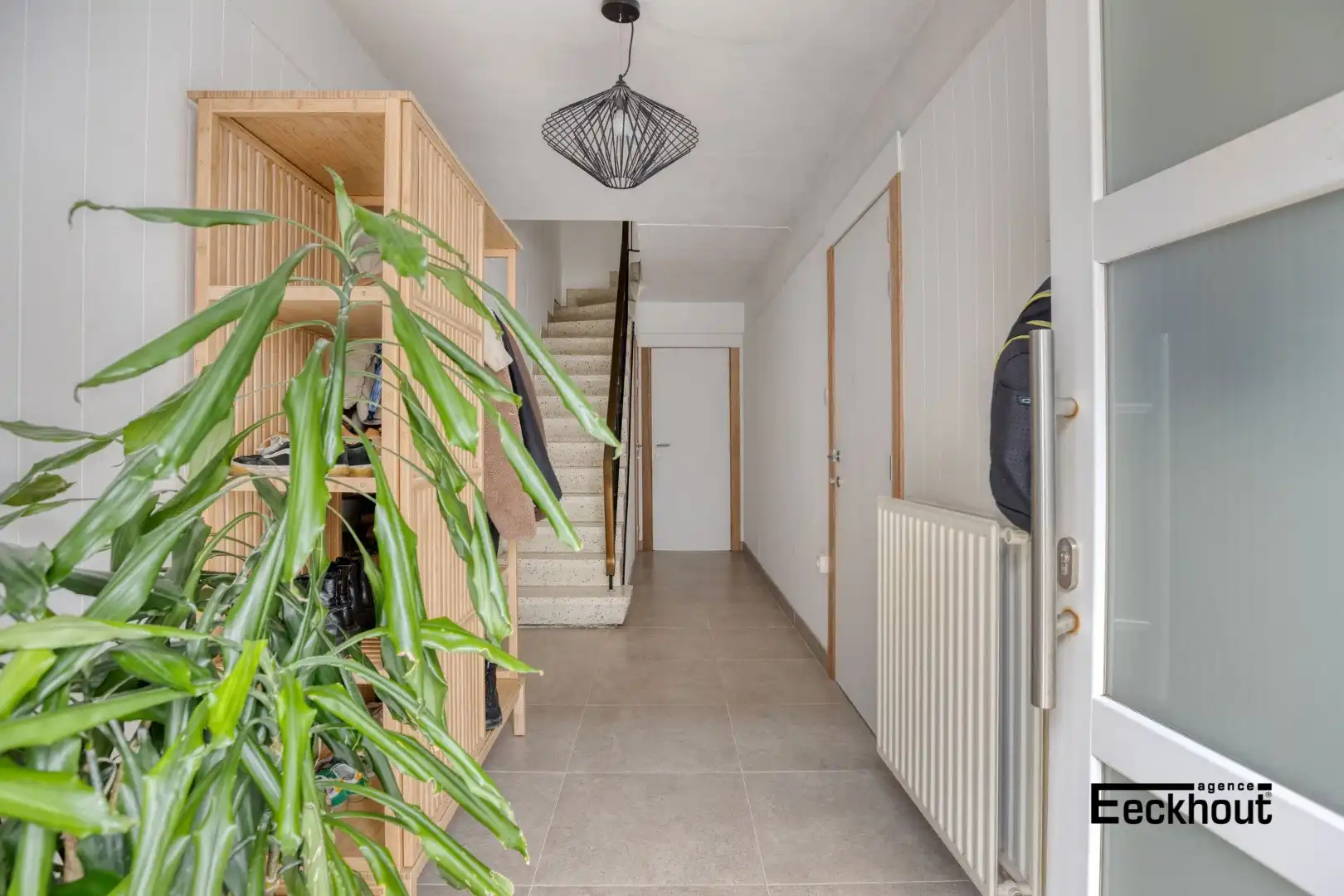 Recent gerenoveerde woning met garage en grote tuin te Bredene! foto 28