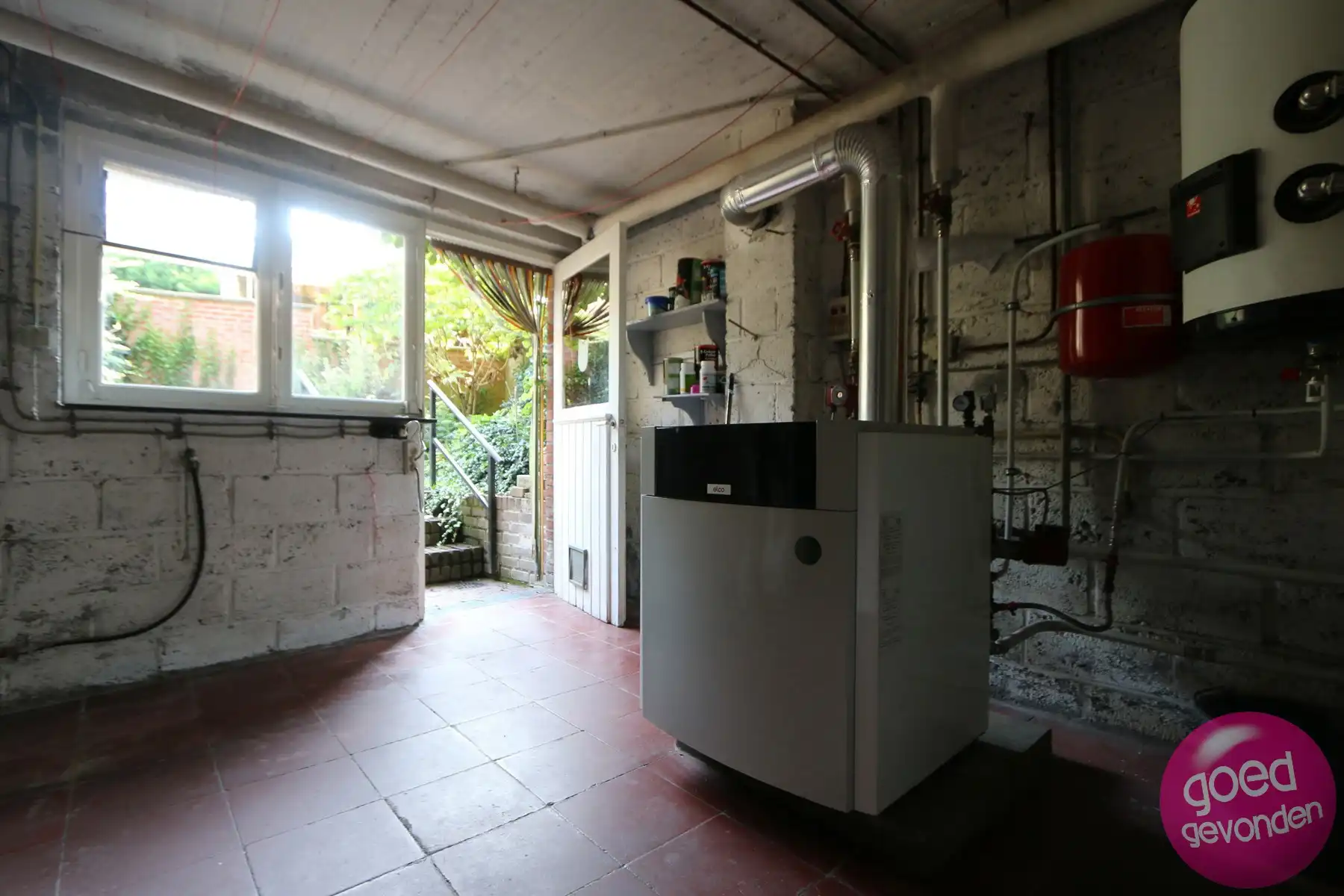 GEZINSWONING - 3 SLK - STADSTUIN - GARAGE - CENTRUM - RUSTIG foto 16