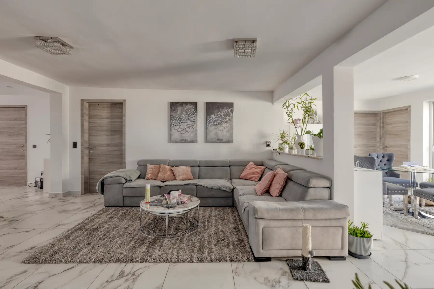 Ruime bel-etage met 4 slaapkamers en handelsruimte foto 7