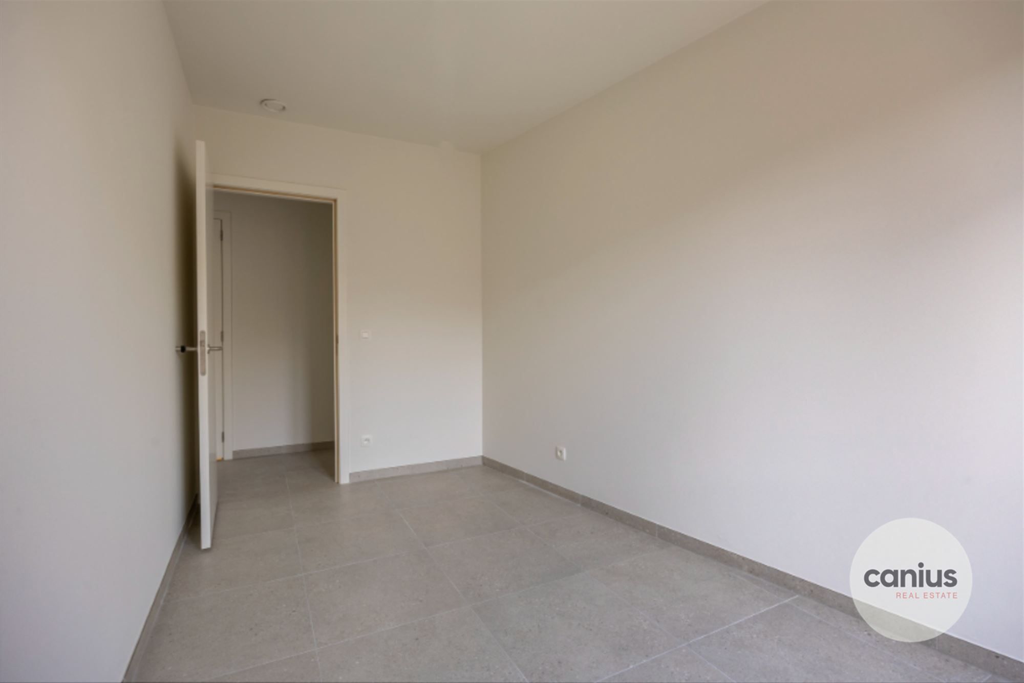 RUIM APP. MET 3 SLPKS EN TERRAS foto 15