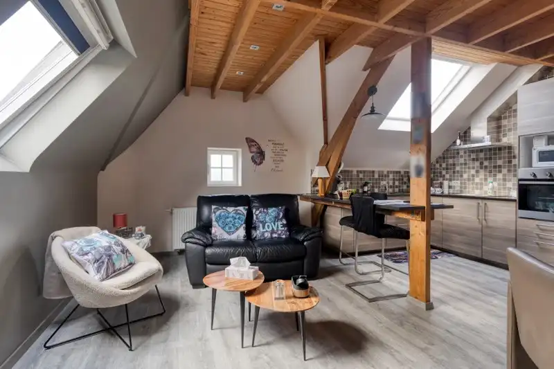 Commercieel pand met woonst en feestzaal op zichtbare locatie te Tielt 🏠 foto 10