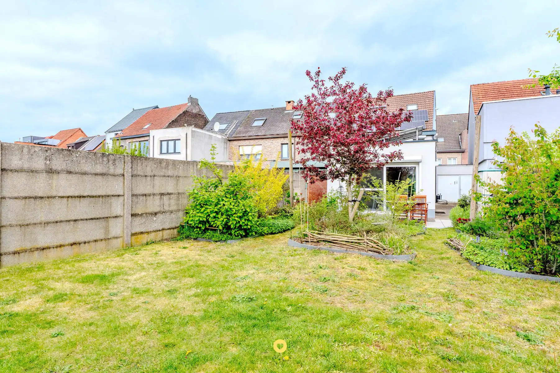 HOB met praktijkruimte, 4 slaapkamers, garage en zonnige tuin foto 9