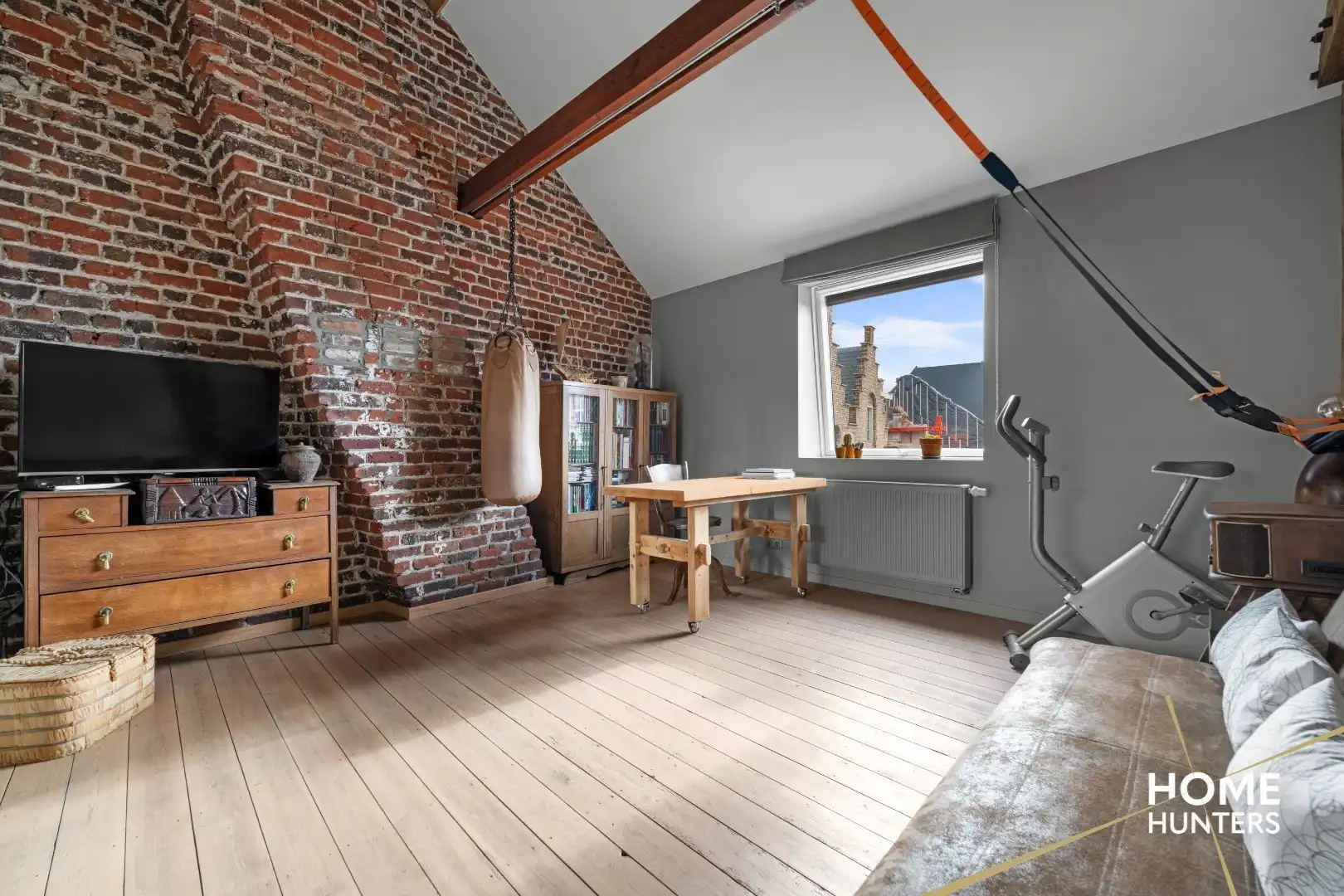 Unieke herenwoning in het historische stadscentrum van Ieper foto 29