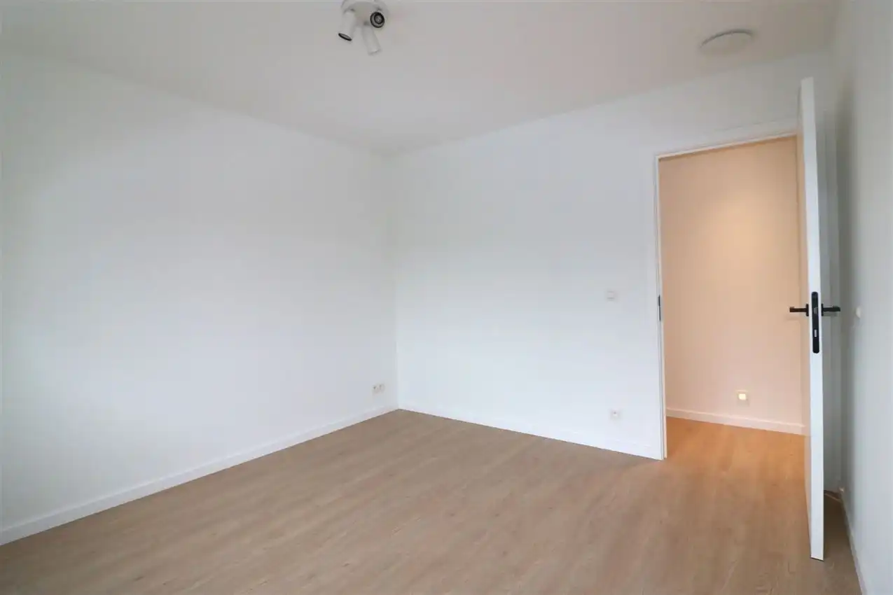 Vernieuwbouw op toplocatie, 3 slpk, tuin en garage foto 17