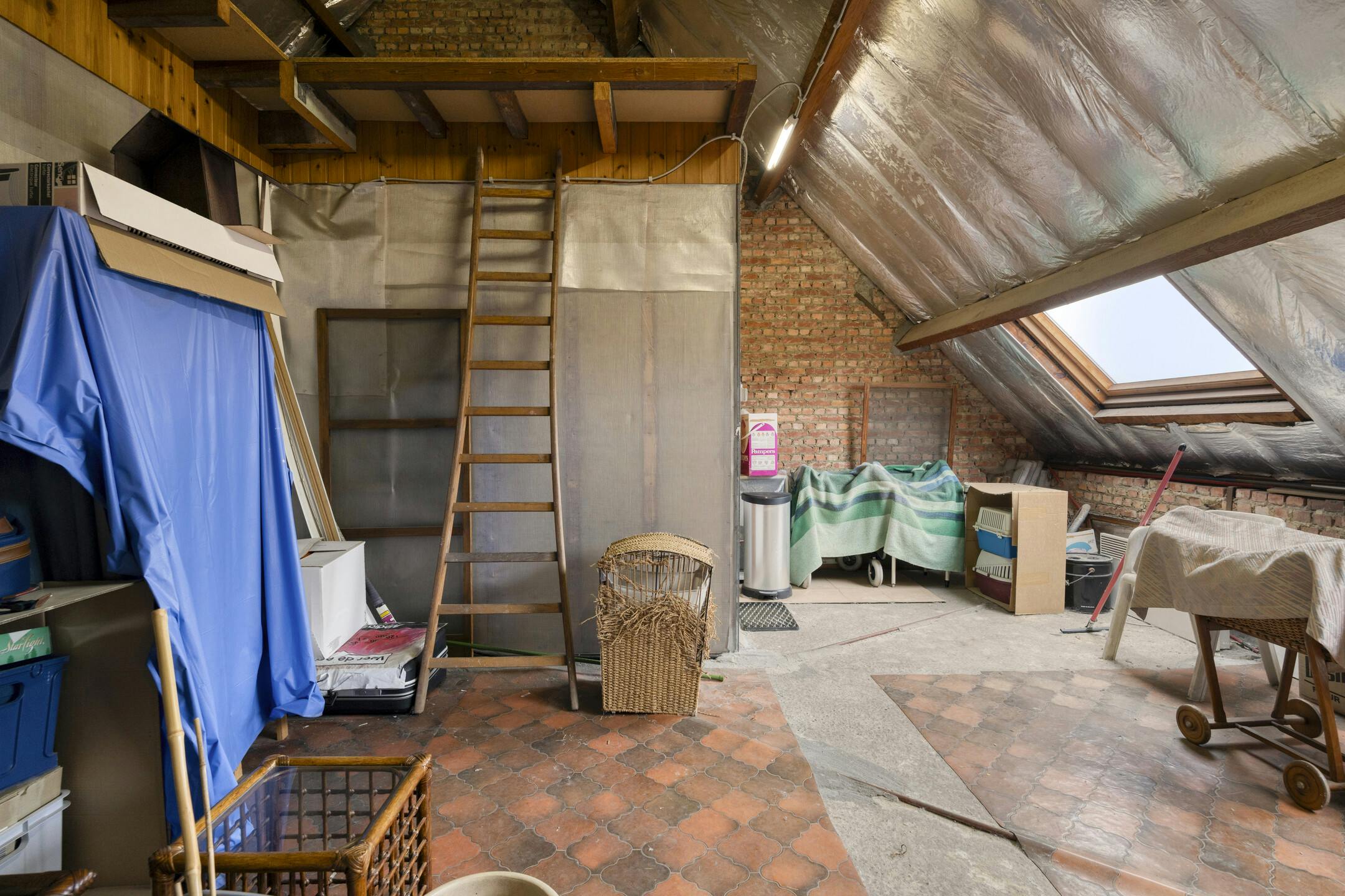 Ruim huis te koop Merksem met garage en zonnige tuin foto 19