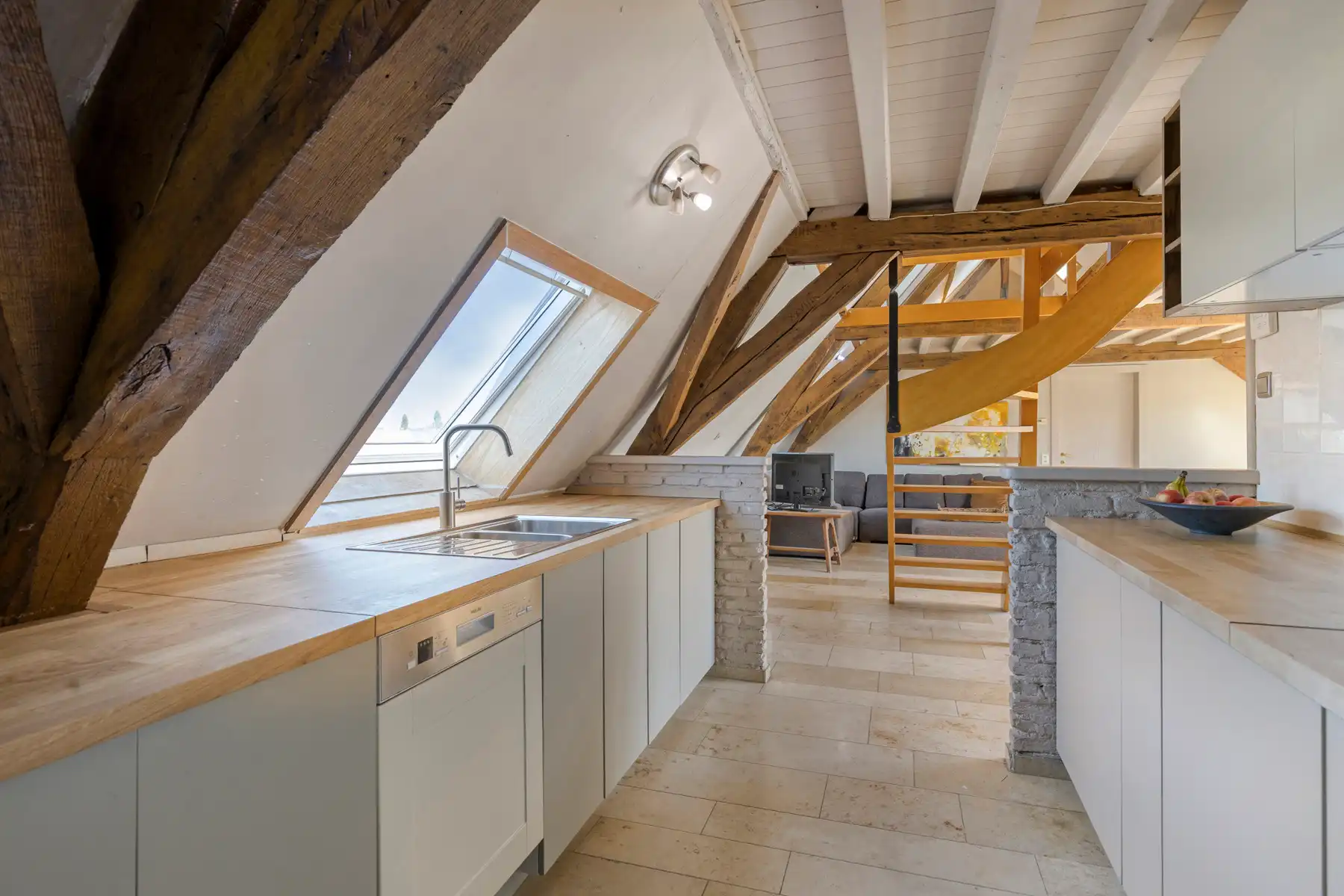 Prachtige duplex in historische Dossin Kazerne foto 12