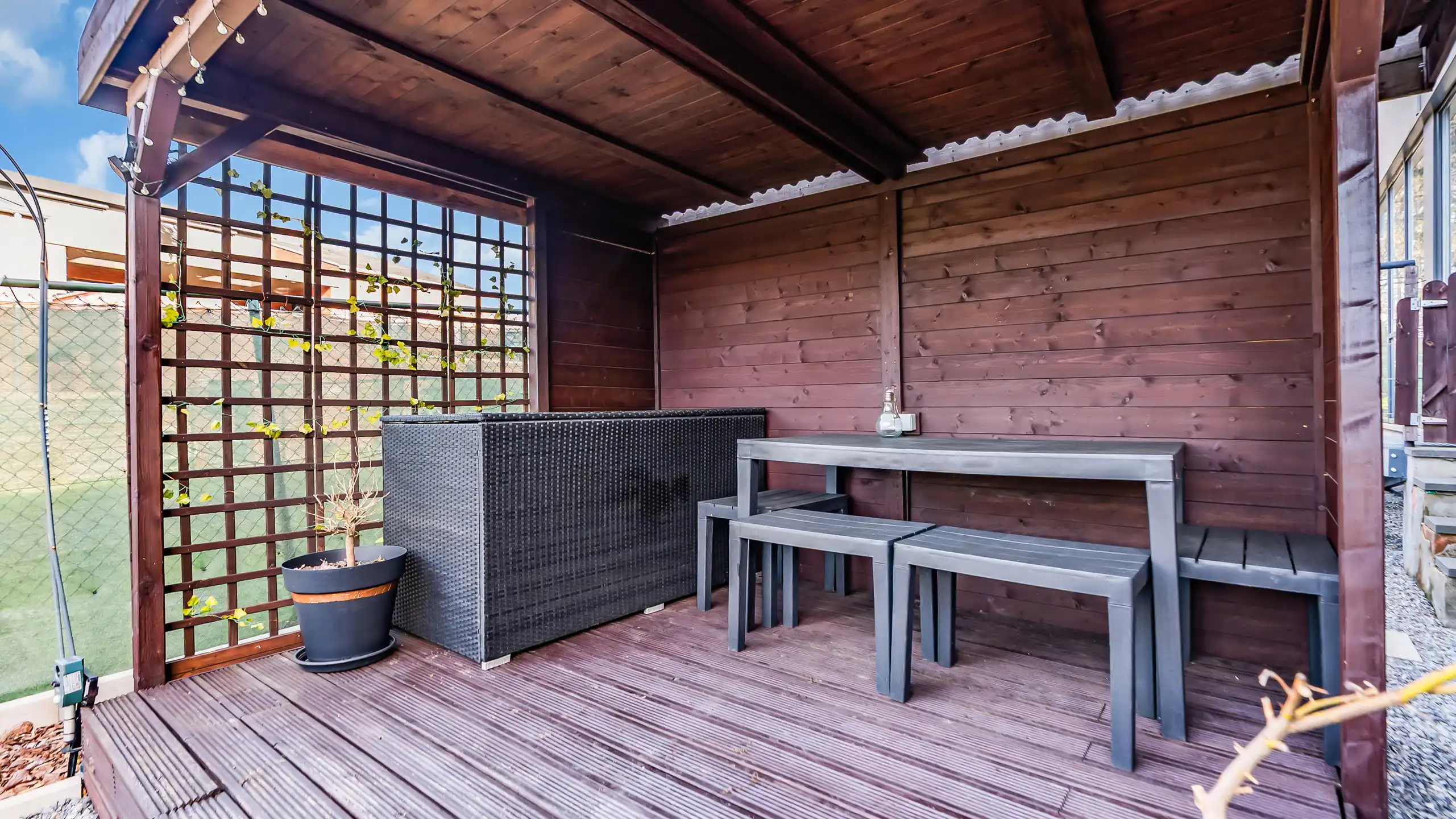 Uniek wonen in loftstijl met veel potentieel op topligging foto 31