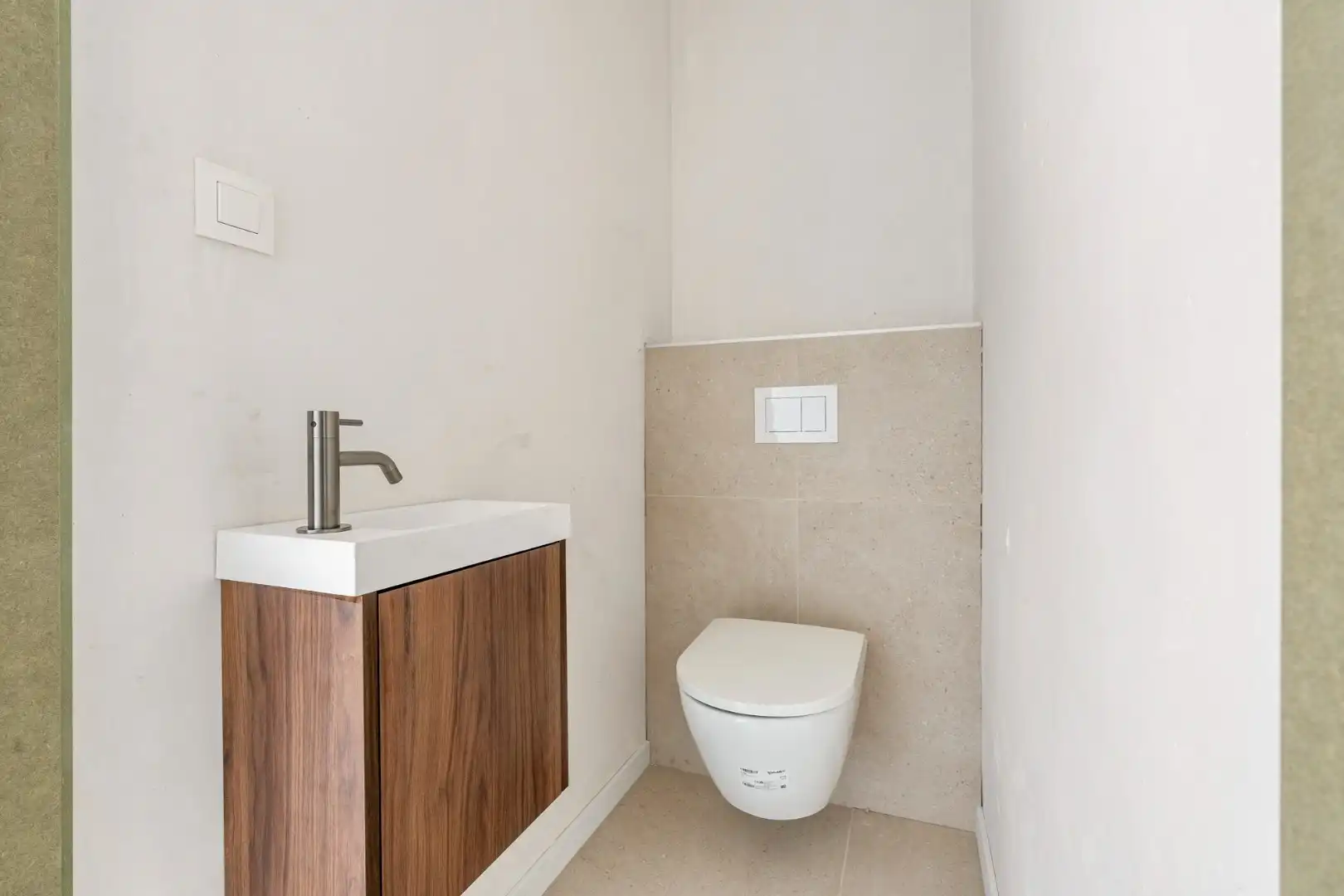 Exclusieve, volledig afgewerkte halfvrijstaande woning na transformatie van bestaande hoeve naar 2 BEN-woningen!  foto 15