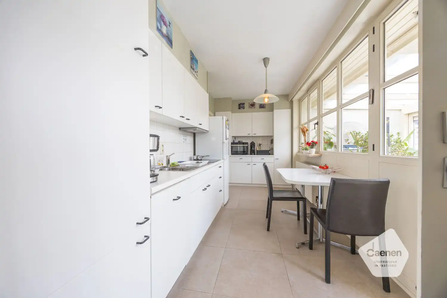 Instapklare halfopen gezinswoning met 3 slpks foto 6