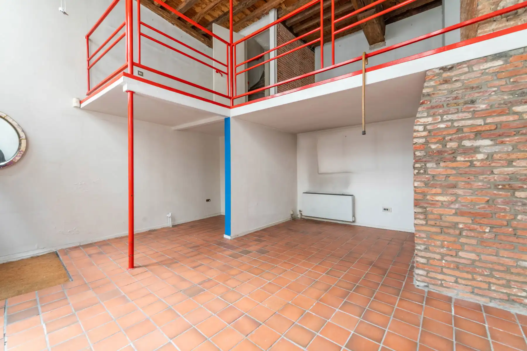 Bijzonder authentiek pand in de historische binnenstad.&nbsp; foto 2