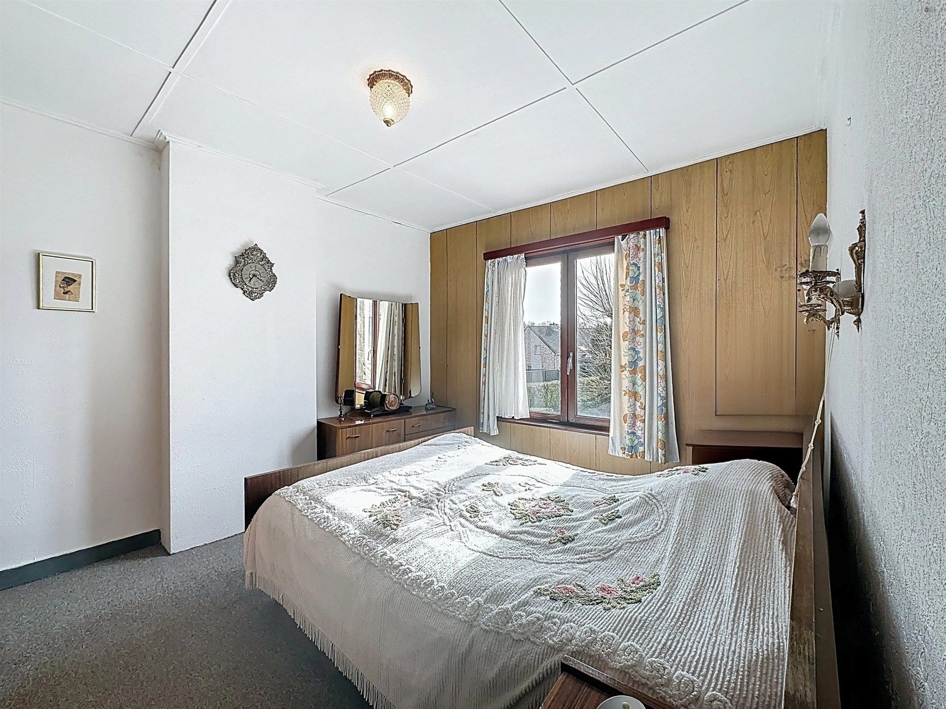 te renoveren woning met magazijn (220m²) op perceel van 1340m² foto 12
