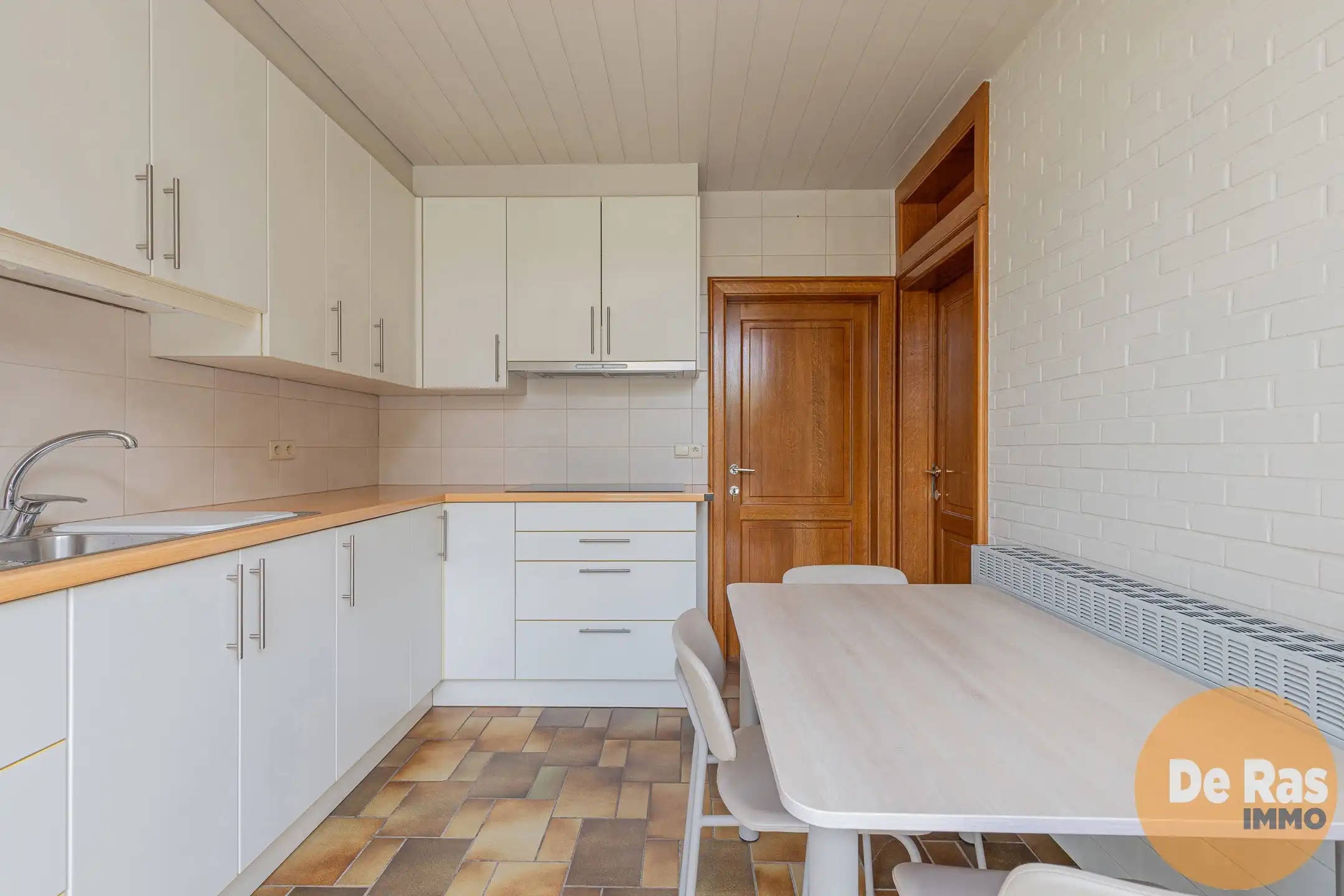 LIEDEKERKE - Ruime gezinswoning met tal van mogelijkheden foto 14